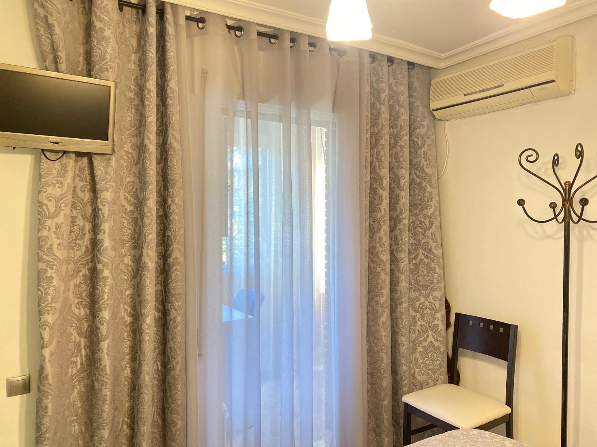 Shared Apartment! Piso Compartido! Общая Квартира! เซบีญา ภายนอก รูปภาพ