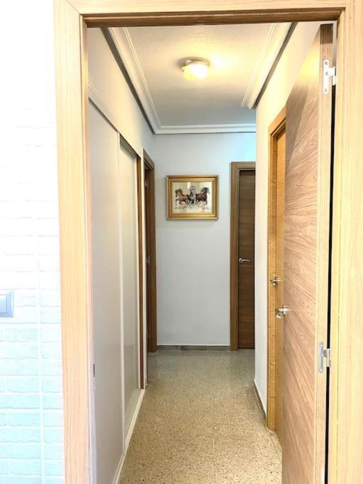 Shared Apartment! Piso Compartido! Общая Квартира! เซบีญา ภายนอก รูปภาพ